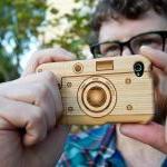 Laser-Engraved Wood iPhone Case Resembling a Camera(light color-for iphone 4/4s)